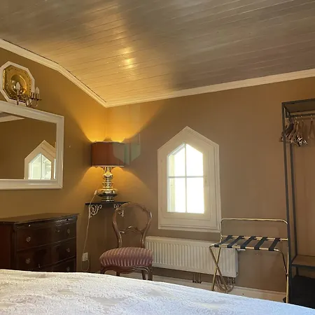 Haus Der Schwalbe بيت للعطل اوبرهوفن