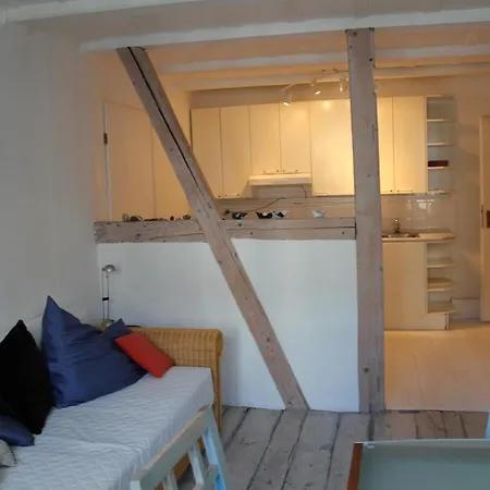 Haus Der Schwalbe Apartment *